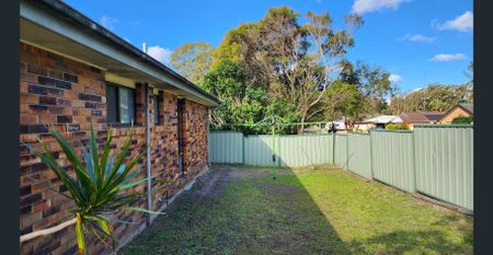 Single Level Home - Photo 3