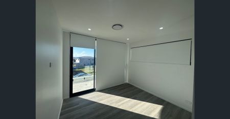 Luxurious 5 Bedroom Dream Home - Photo 2