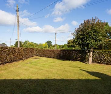 3 bedroom detached bungalow to rent - Photo 3