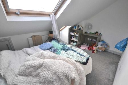6 bedroom terraced house to rent - Photo 4