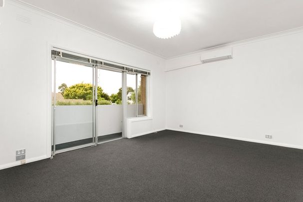 WELL POSITIONED APARTMENT INCLUDING APPLIANCES - Photo 1