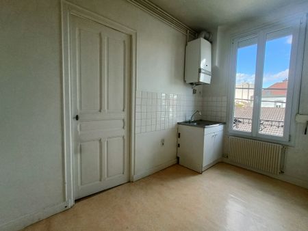 Appartement RUE DE MAGNEUX - Photo 2