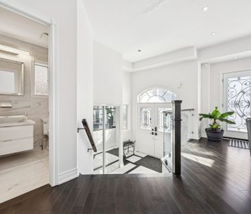 For Lease - 11 Pietro Drive, Vaughan, Ontario - Photo 3