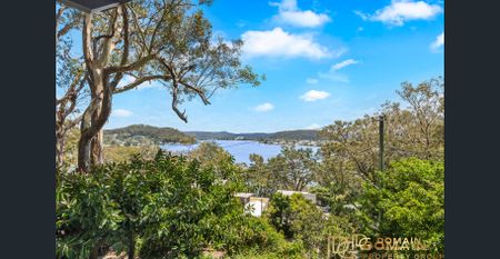 Magnificent Bay Views From Downstairs Apartment - Photo 2