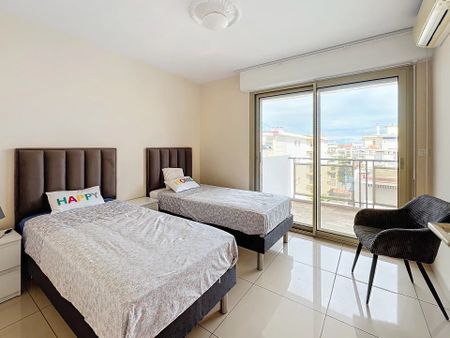 Cannes Palm Beach - 3 pièces en dernier étage à louer à l'année - Photo 2