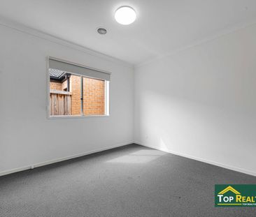 🏡 Semi-Furnished Beautiful East-Facing Family Home | Security Camer... - Photo 4