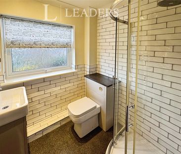 3 bedroom house to rent Kingsman Drive, Clacton-on-Sea, Essex, CO16 - Photo 4