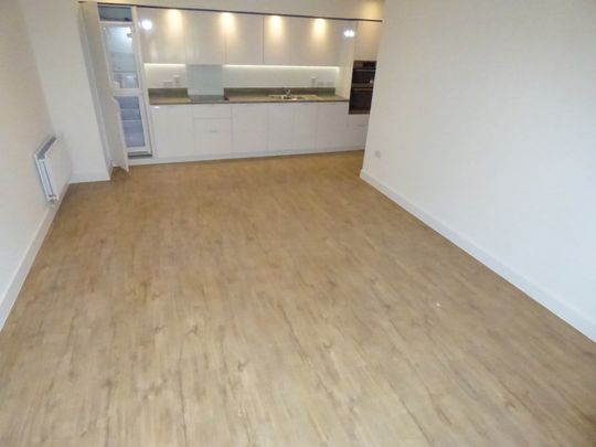 2 bedroom Apartment for rent - Photo 1