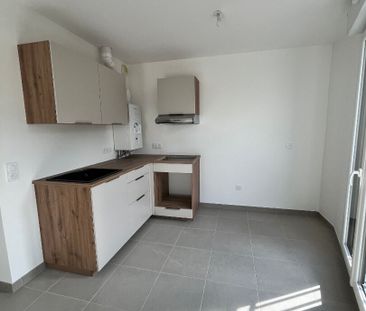 Location Appartement 1 pièce 28m² - Photo 3