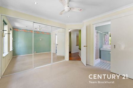 Perfect Family Entertainer with a Pool! - Photo 3