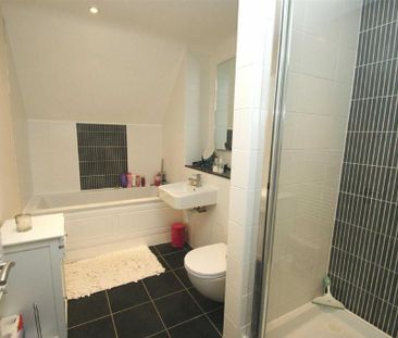 2 bedroom property to rent - Photo 2
