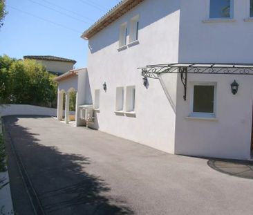 Location Maison 4 pièces 142m² LA ROQUETTE SUR SIAGNE 06550 - Photo 6