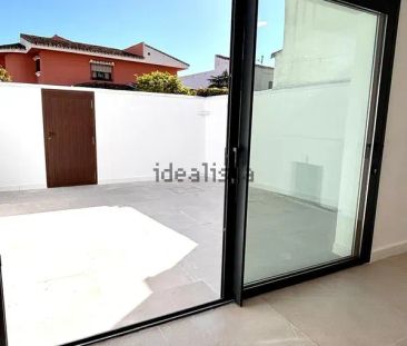 Alquiler de chalet adosado en Calle Geraneos - Photo 3