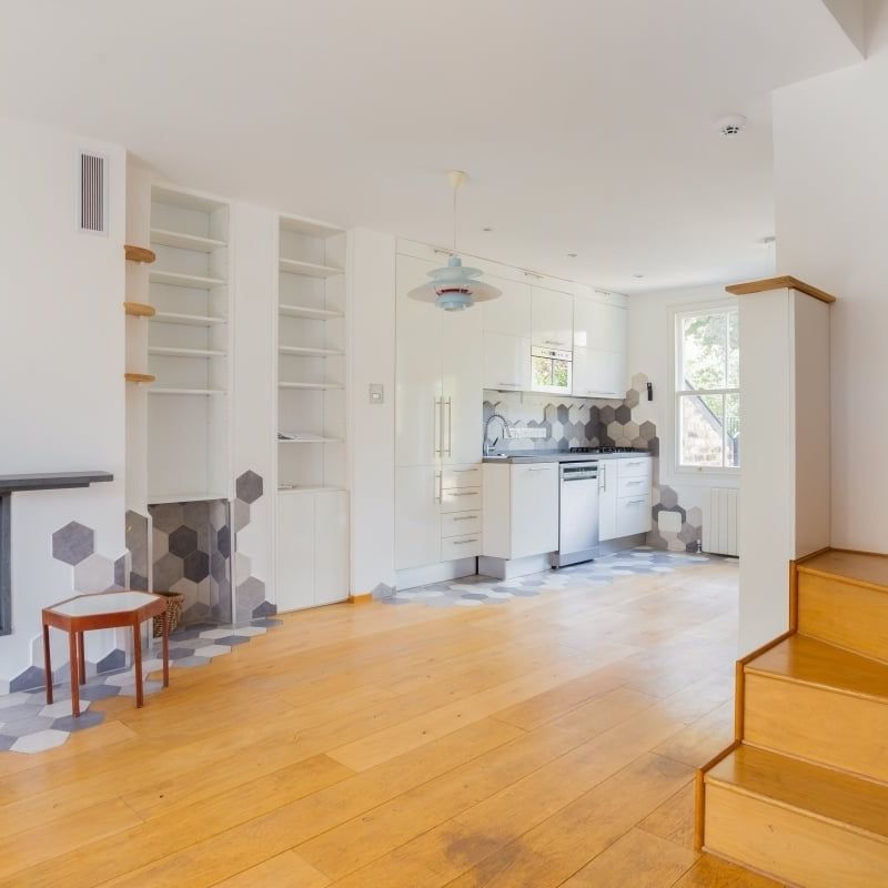 4 bedroom terraced house to rent - Photo 1