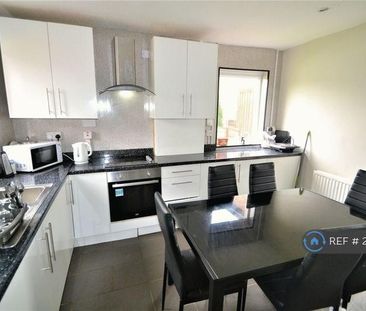 1 bedroom in a house share to rent - Photo 5