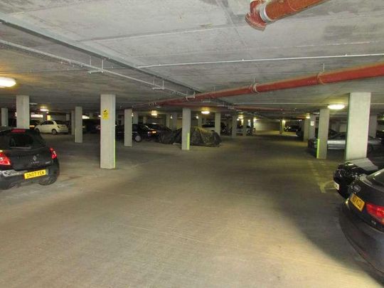 Coleridge Way, Borehamwood, WD6 - Photo 1