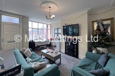 3 Bedroom Mid Terraced House for rent in Elsham Terrace - Photo 2