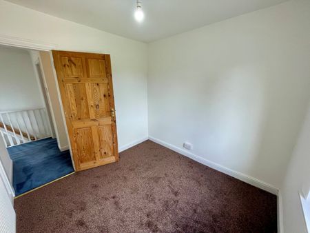 5 Bedroom House To Rent - Photo 5