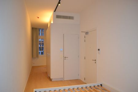 Studio te huur in volledig gerenoveerde residentie - Photo 2