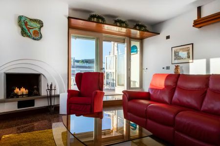 Via Ermete Novelli, Bologna, Emilia-Romagna 40127 - Photo 4