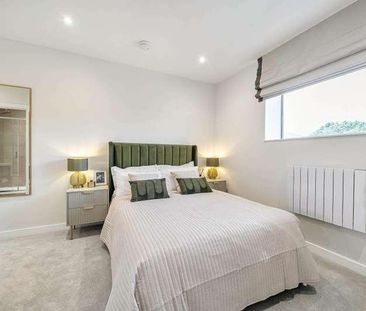 Chertsey, Surrey, KT16 - Photo 6