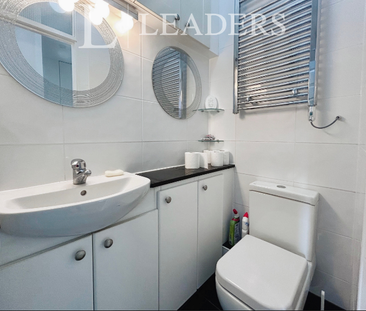 1 bedroom apartment to rent Sunnington Court, 23 West Cliff Gardens... - Photo 4
