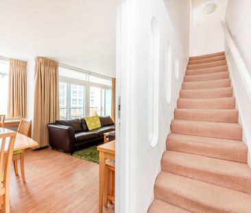2 Bed Maisonette, St Giles High Street, WC2H - Photo 6
