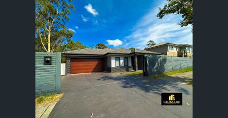 Luxury Living Meets Comfort – Immaculate Family Home in Bonnyrigg - Photo 4