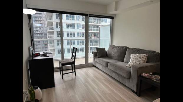 For Lease - 17 Bathurst Street Unit# 803, Toronto, Ontario - Photo 1