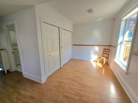 For Lease - 45 Fairholt Road Unit# 2, Hamilton, Ontario - Photo 3