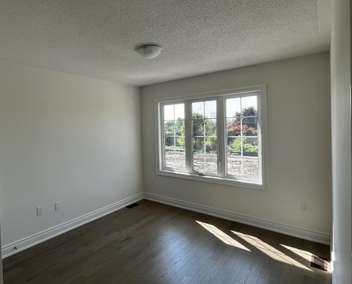 For Lease - 31 Bermondsey Way, Brampton, Ontario - Photo 1