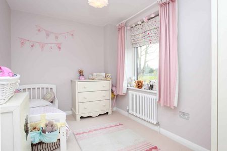 Oliver Close, W4, London - Photo 4