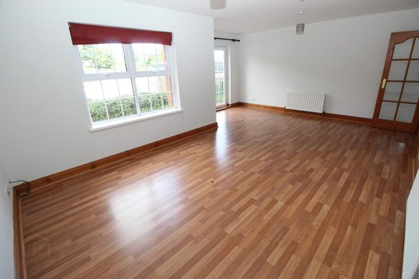 11 Pipers Field, Dundonald, Belfast, BT16 2AB - Photo 1
