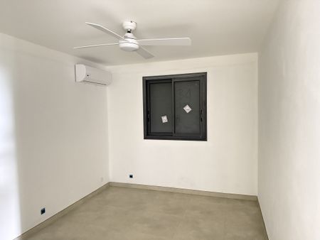 Location Maison 4 pièces 105m² ST PAUL 97422 - Photo 3