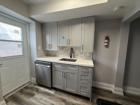 For Lease - 470 Boliver Street Unit# B, Peterborough, Ontario - Photo 4