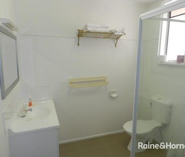 FULLY FURNISHED 1 BEDROOM UNIT - Photo 6
