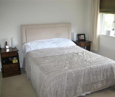 Heath Court, Heathfield Road, South Croydon, CR2, Property for rent - Photo 2