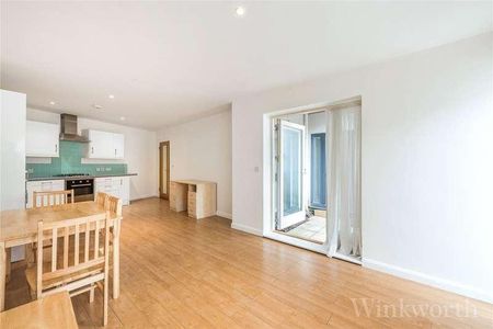 Furley Road, London, SE15 - Photo 2