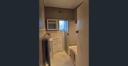 A home for the house proud - Photo 2