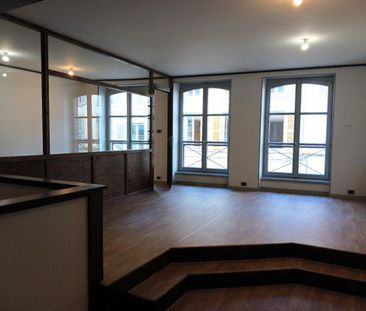 Location Appartement 2 pièces 86m² LONS LE SAUNIER 39000 - Photo 2