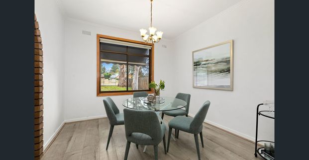 CHARMING FAMILY HOME FOR RENT IN HAMPTON! - Photo 1