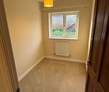 3 bedroom terraced house to rent - Photo 6