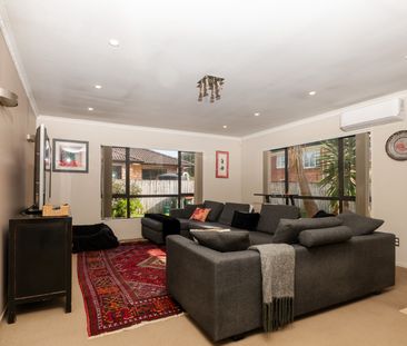 Private and Tranquil 4 Bedroom 2 Bathroom Otahuhu - Photo 3