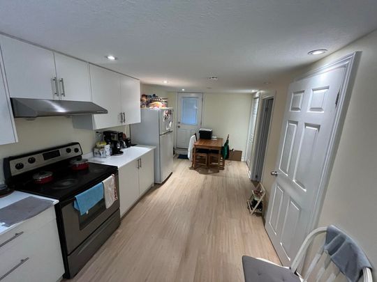 For Lease - 86 Gardiner Drive Unit# Bsmt, Hamilton, Ontario - Photo 1