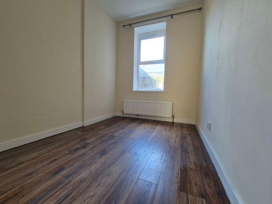 2 bed lower flat to rent in NE32 - Photo 1