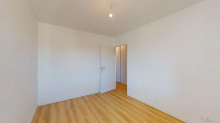 Location Appartement 2 pièces 49m² LONGVIC 21600 - Photo 2