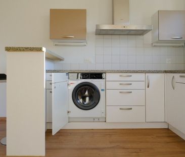 Charming 2.5-room apartment with a view of the countryside in Aesch BL - Photo 4