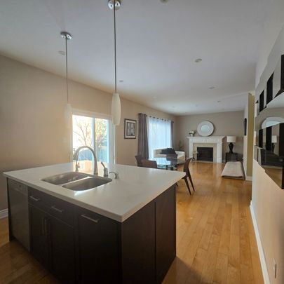 For Lease - 54 Farnham Drive, Richmond Hill, Ontario - Photo 1