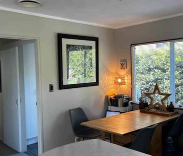 Lovely Tidy - 3 Bedroom Home - Photo 2