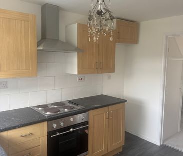 38 Grove Place, Standish, Wigan, WN6 0EP - Photo 1